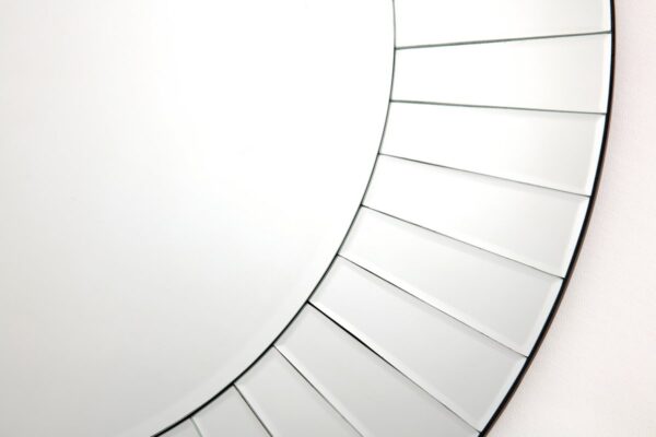 Lahaina Bevelled Round Mirror 80cm - Image 4